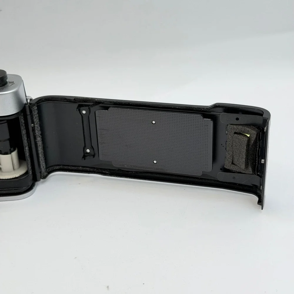 Leica R4 35mm SLR Film Camera Body Silver Leitz Tested Body Only 1618242
